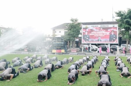 siram air - Info Malang Raya