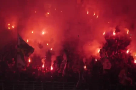 suporter persebaya 1.webp - Info Malang Raya