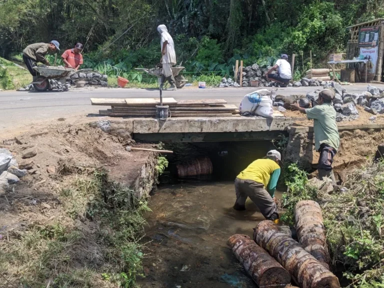 viral warga di malang bongkar jembatan demi sound horeg thumbnail 130 - Info Malang Raya