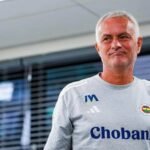 Jose Mourinho jelang konferensi pers laga Feyenoord vs Fenerbahce Getty Images - Info Malang Raya