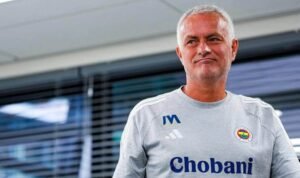 Jose Mourinho jelang konferensi pers laga Feyenoord vs Fenerbahce Getty Images - Info Malang Raya