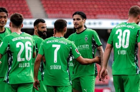 Kevin Diks Gladbach b - Info Malang Raya