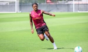 Leon Bailey Resmi Gabung AS Roma Tapi Langsung Cedera 2 asroma.com - Info Malang Raya
