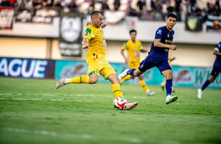 Mihailo Perovic persebaya - Info Malang Raya