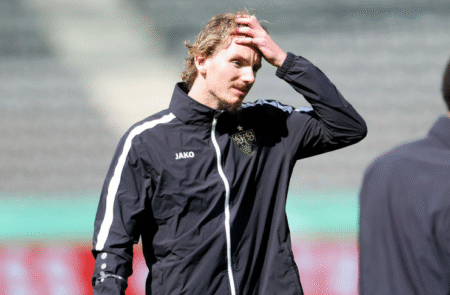 Nick Woltemade Max Eberl Bayern Munich Istimewa 2 - Info Malang Raya