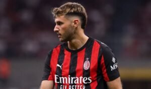 Santiago Gimenez Tak akan Tinggalkan AC Milan @Douglas SierraB - Info Malang Raya