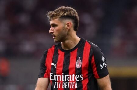 Santiago Gimenez Tak akan Tinggalkan AC Milan @Douglas SierraB - Info Malang Raya