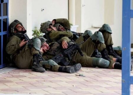 Tentara Israel Tidur - Info Malang Raya