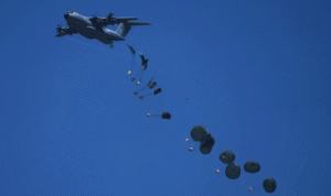 airdrop atau bantuan udara ke Gaza - Info Malang Raya