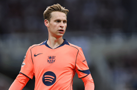 Frenkie de Jong Barcelona Joan Laporta Istimewa 3 - Info Malang Raya