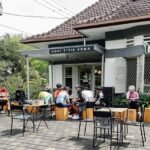 Good morning cyclists Just take a break for coffee fill up your energy first. Were brewing a - Info Malang Raya