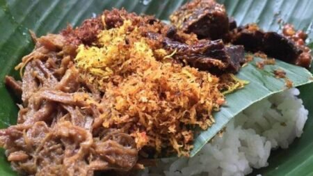 Ilustrasi Nasi Krawu Khas Gresik - Info Malang Raya