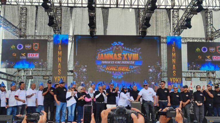 PEMBUKAAN Pembukaan JamNas YRKI ke 18 di depan Kantor Gubernur Kalsel S - Info Malang Raya
