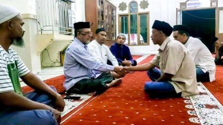 Pemuda Pematang Siantar Ucapkan Syahadat di Masjid Al Kawari DDII Aceh - Info Malang Raya