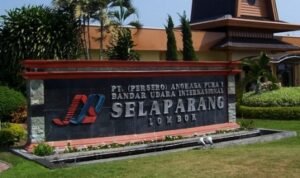 bandara selaparang 140407132336 136 - Info Malang Raya