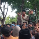 Wabup Sampang Temui Warga, Demo Penundaan Pilkades Mereda 0 145.webp - Info Malang Raya