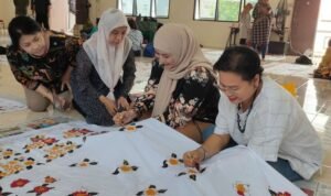 Dinas Perindustrian dan Tenaga Kerja Surabaya Latih Ribuan Warga, 60 Persen Bekerja AA1PcPRt - Info Malang Raya