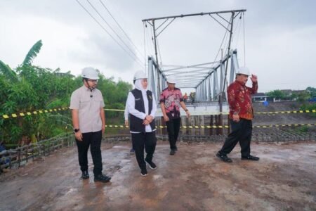 Jembatan Kutorejo Nganjuk Hampir Selesai, Gubernur Khofifah Target Akhir 2025 Bisa Digunakan AA1Pdtvg - Info Malang Raya