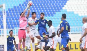 Berita Arema Hari Ini Viral: Kalah 1-3 dari Borneo FC, Aremania Tahan Tim Resmi Usai Laga AA1PetIY - Info Malang Raya