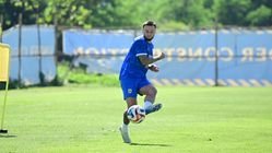 Marc Klok Tegaskan Persib Datang ke Bali untuk Dapat Poin Penuh AA1PzIbR - Info Malang Raya
