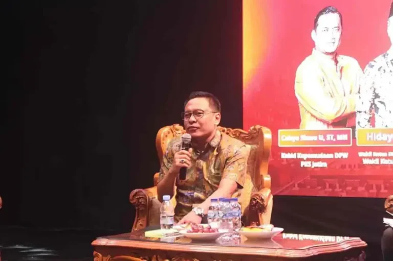 Gerakan 25 Agustus Adalah Alarm Moral bagi Wakil Rakyat IMG 0530 e1761692671336.webp - Info Malang Raya