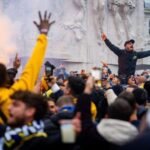 Suporter Bola Maccabi Tel Aviv yang sebabkan kerusuhan di Amsterdam - Info Malang Raya