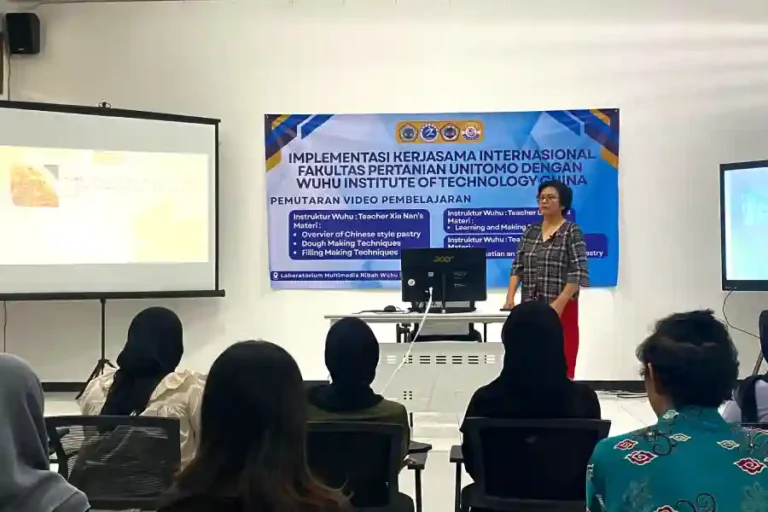 Unitomo Kolaborasi dengan Wuhu Institute Tiongkok, Belajar Teknologi Pangan Standar Global Unitomo.webp - Info Malang Raya
