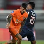 hasil arema fc vs borneo fc di liga 1 2023 2024 menang 1 0 pesut etam makin mantap di puncak klasemen K7D1RfDuVN - Info Malang Raya