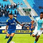 Aremania Tumpahkan Kekecewaan Usai Arema Kalah dari Borneo FC di Kandang jwrnbjnjn - Info Malang Raya