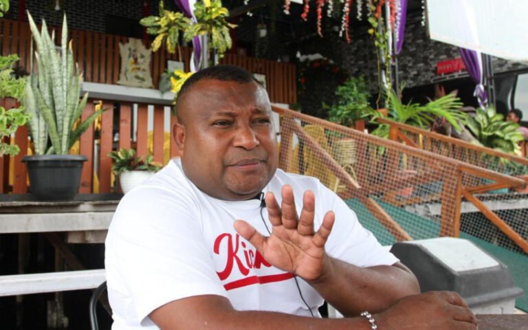 Dana Otsus Jilid 2: Lagu Lama vs Teknokrasi – Bagian Kedua ketua gerakan pemuda jayapura gapura jack judzoon puraro nny m8po - Info Malang Raya