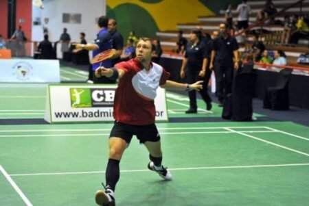 pebulu tangkis israel misha zilberman 150811105628 892 2 - Info Malang Raya