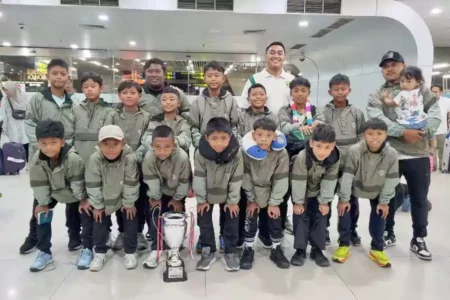 Persebaya U-11 Juara di Thailand, Manajer Fokus Kembangkan Sepak Bola Usia Dini Lewat Program Parenting persebaya u 11 1.webp - Info Malang Raya