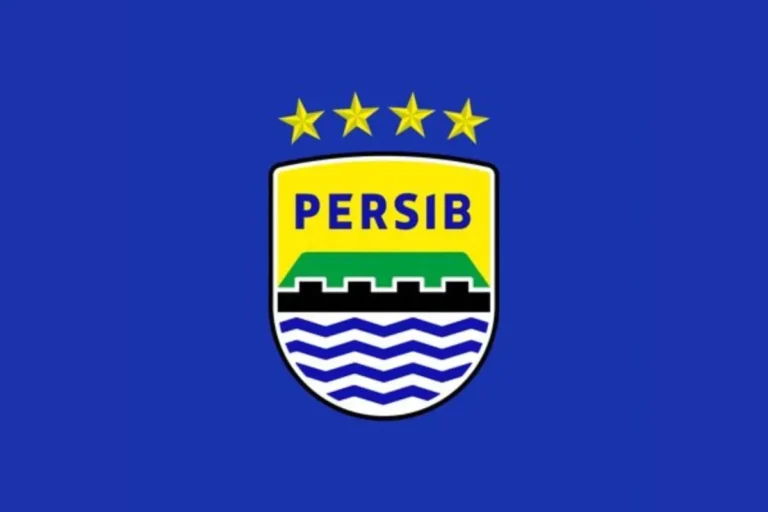 Persib Bandung Kalahkan Persis Solo 2-0 Meski Bermain dengan 10 Pemain di Liga 1 2025/2026 persib juara - Info Malang Raya