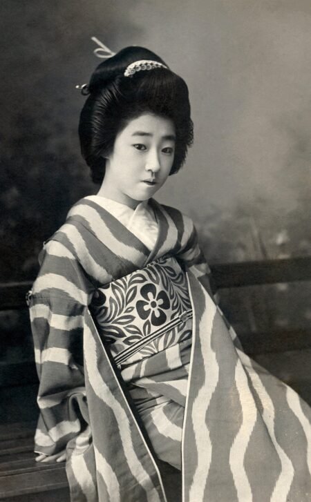 person black and white woman white vintage retro portrait model asia fashion profession clothing monochrome lady dress japanese photograph beauty geisha photo shoot monochrome photography 1335041 - Info Malang Raya
