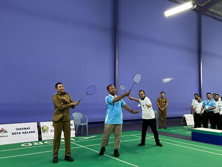 Dukung Turnamen Bulu Tangkis U-15 Piala Menpora, Wali Kota Malang Siapkan Free Pass Sekolah bagi Para Juara sdsa - Info Malang Raya