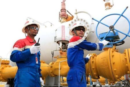 Pertamina Temukan Cadangan Migas Raksasa 724 Juta Barel di Blok Rokan AA1L0plE - Info Malang Raya