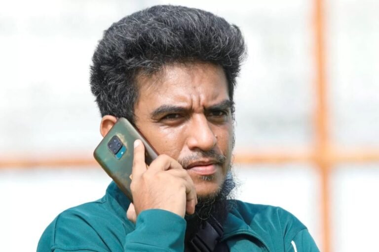 Yahya Alkatiri Pergi, Bonek Bersorak Menyambut Derbi Jatim vs Arema FC AA1QCL3Z 2 - Info Malang Raya