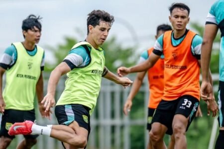 3 Fakta Tiket Persebaya vs Arema FC Ludes! Sold Out, Anti Calo AA1QD1aP - Info Malang Raya