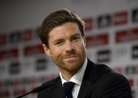 Situasi Memanas di Real Madrid: Tekanan pada Xabi Alonso Meningkat, Nama Zinedine Zidane Mengemuka NINTCHDBPICT000524018432 - Info Malang Raya