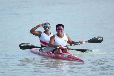 Laju Kencang Stevani dan Subhi Antarkan Merah Putih ke Emas SEA Games 2025 20251211 NOC SEAG25 KOKO Canoe Mixed Kayak Double 200m Final Gold Medal Subhi Stevani Maysche Ibo Ra - Info Malang Raya