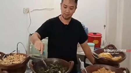 Nasib Mantan Drummer Band Radja: Dari Banjarmasin ke Warung Bayar Seikhlasnya AA1Rsqer - Info Malang Raya