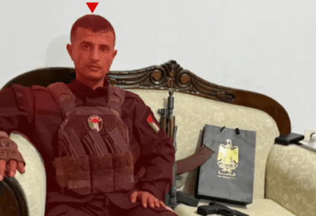 Yasser Abu Shabab pimpinan Popular Force yang didukung Israel - Info Malang Raya