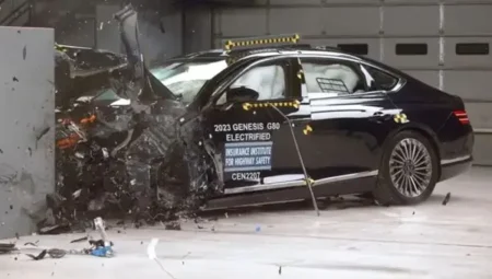 Dasbor Menggelap? Genesis Tarik Ratusan Ribu G80, GV70, GV80 Karena Bahaya Kecelakaan