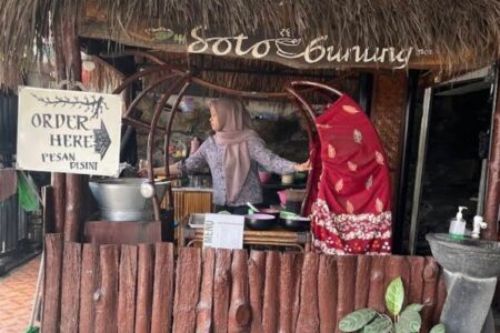 10 Tempat Makan Legendaris di Malang yang Tetap Disukai Generasi Berikutnya