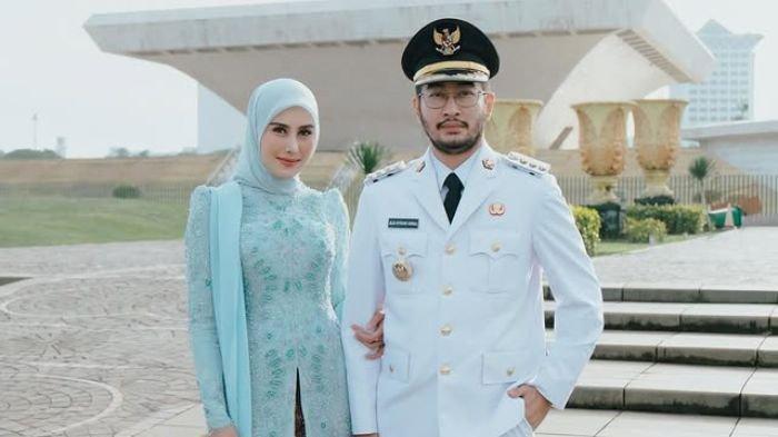 Bupati Bandung Barat Tersangkut Lumpur Saat Selamatkan Korban Longsor