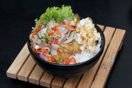 Cara Membuat Sambal Matah Autentik Bali, Tips Langsung dari Chef!