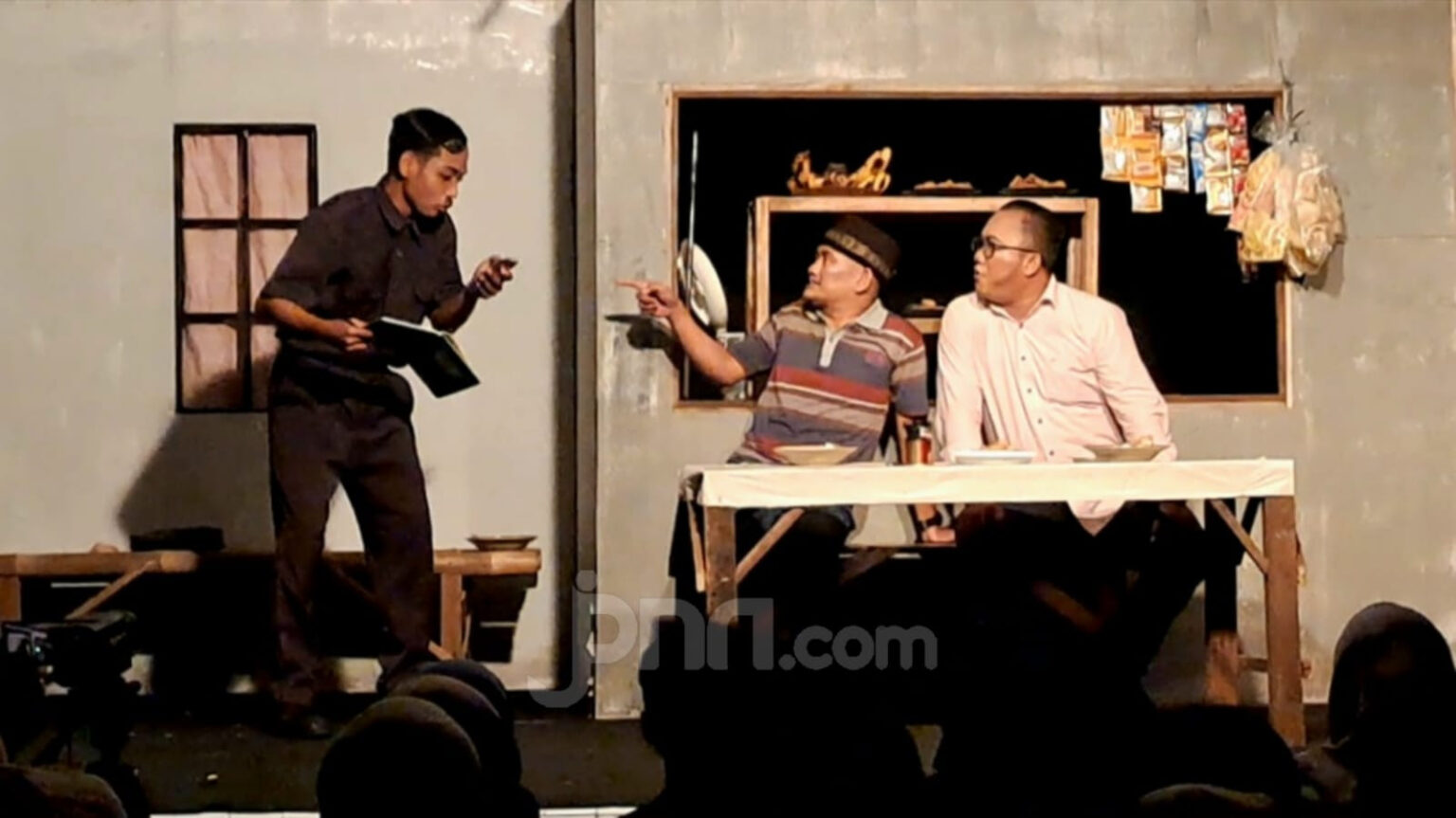 Air Mata Dupa: Teater yang Menggugat Stigma Dukun di Masyarakat Modern