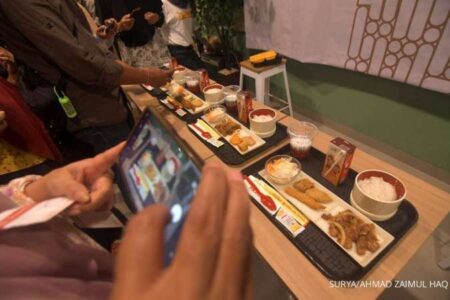 Tips memilih ayam segar untuk hidangan Ramadan yang aman untuk asam lambung