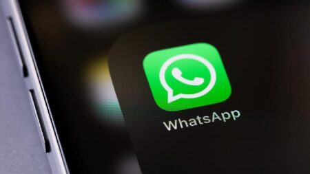 Rusia Larang WhatsApp, Warga Diwajibkan Gunakan MAX