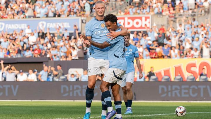 Puncak kemenangan dramatis Man City atas Liverpool